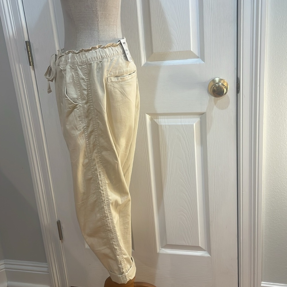 Sonoma Mid Rise Capri pants khaki tan elastic drawstring waist women’s PL petite - Picture 14 of 16